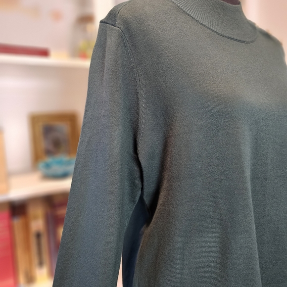 NWT Calvin Klein Mock Turtleneck Long Sleeved Forest Green Blouse - Picture 7 of 14